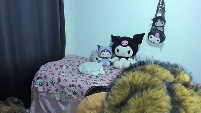 Akane-Mou online show from 11.05.25