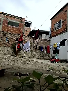 valeriaswang Lucas online show from 10.08.25