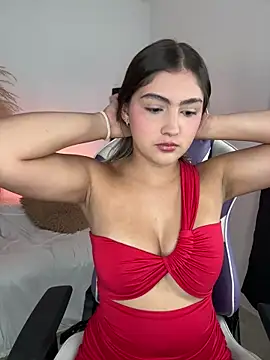 sofia henaok online show from 12.04.25