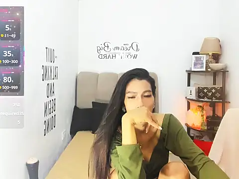 Trixie Mattel21 online show from 03.02.26