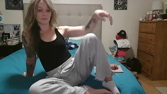 Heyitsmee33 online show from 03.30.26