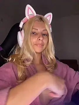 Snapshot of jujubinhahot chatting on 01.10.25 jujubinhahot online show from 01.10.25