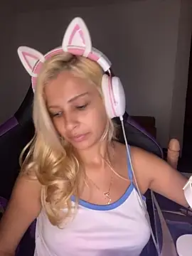 Snapshot of jujubinhahot chatting on 01.11.25 jujubinhahot online show from 01.11.25