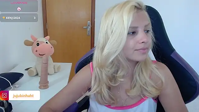 Snapshot of jujubinhahot chatting on 02.05.25 jujubinhahot online show from 02.05.25