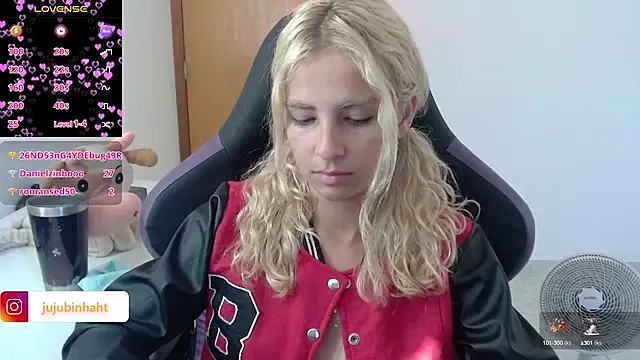 Snapshot of jujubinhahot chatting on 02.20.25 jujubinhahot online show from 02.20.25