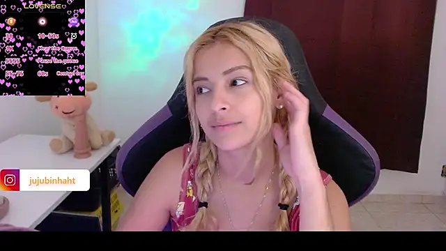 Snapshot of jujubinhahot chatting on 03.10.25 jujubinhahot online show from 03.10.25