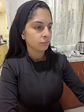 charlotte stevenss  online show from 09.23.25