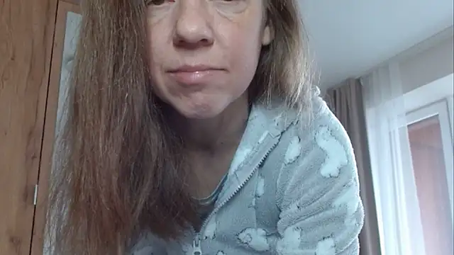 Snapshot of Popppka chatting on 02.14.25 Popppka online show from 02.14.25