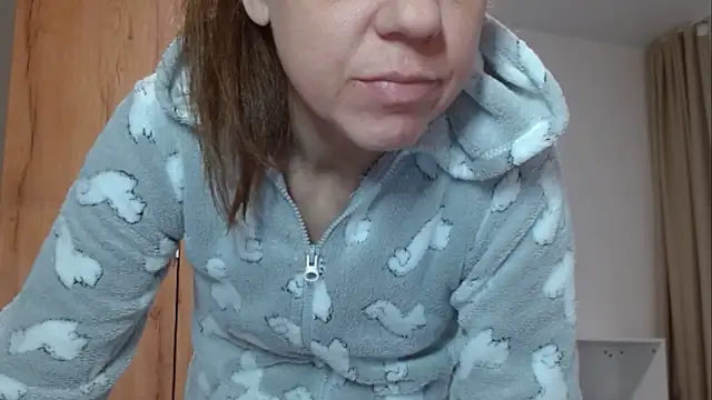 Snapshot of Popppka chatting on 02.16.25 Popppka online show from 02.16.25