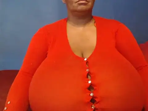 Snapshot of CUTEFIRMMELONSS chatting on 01.29.25 CUTEFIRMMELONSS online show from 01.29.25