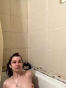 Snapshot of Carina_E chatting on 01.16.26 Carina E online show from 01.16.26