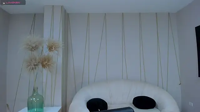 MariamRivera  online show from 01.29.25