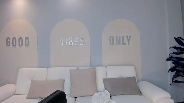 MariamRivera  online show from 03.01.25