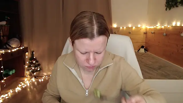 Snapshot of Exponent_5 chatting on 12.18.24 Exponent 5 online show from 12.18.24