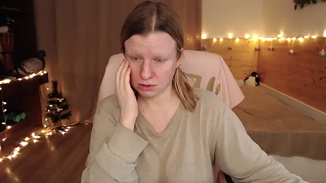 Snapshot of Exponent_5 chatting on 02.03.25 Exponent 5 online show from 02.03.25