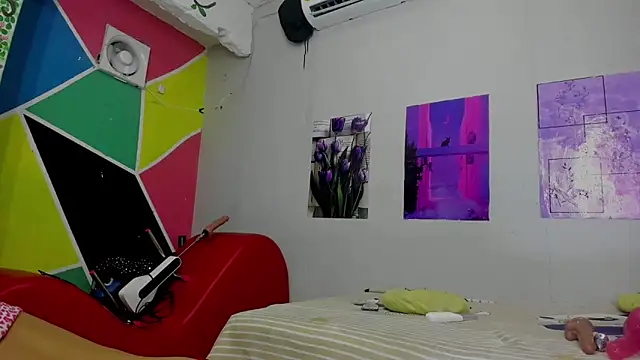 MarianaManzur online show from 02.18.25