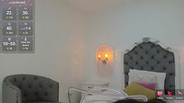 Snapshot of Valentina_Ross_ chatting on 06.03.26 Valentina Ross online show from 06.03.26