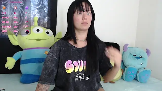 Snapshot of it_l chatting on 12.31.24 it l online show from 12.31.24