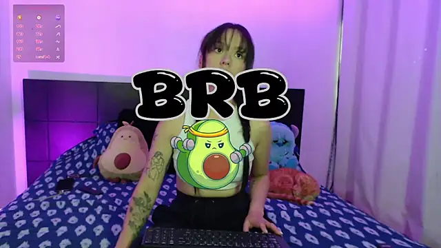 Snapshot of it_l chatting on 09.12.25 it l online show from 09.12.25