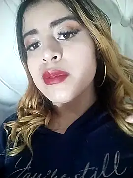 Snapshot of bella_star21 chatting on 11.15.25 bella star21 online show from 11.15.25