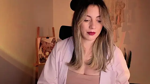 Snapshot of Mala_Bad chatting on 10.12.25 Mala Bad online show from 10.12.25