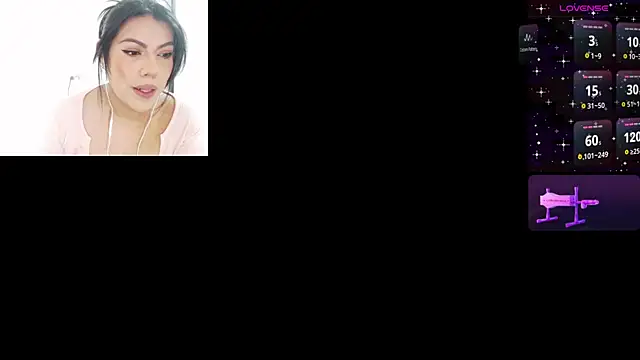 sarah escobar  online show from 10.20.25