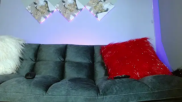 Karina Yang online show from 03.17.25