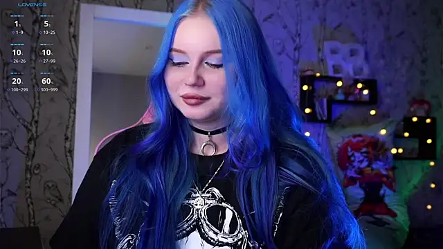 Moon Valkyrie online show from 12.02.24