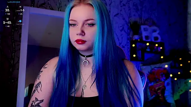 Moon Valkyrie online show from 02.09.25