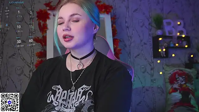 Moon Valkyrie online show from 09.09.25