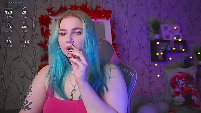 Moon Valkyrie online show from 09.20.25