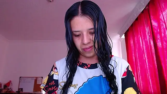 Snapshot of VALERY_MEER chatting on 04.23.26 VALERY MEER online show from 04.23.26