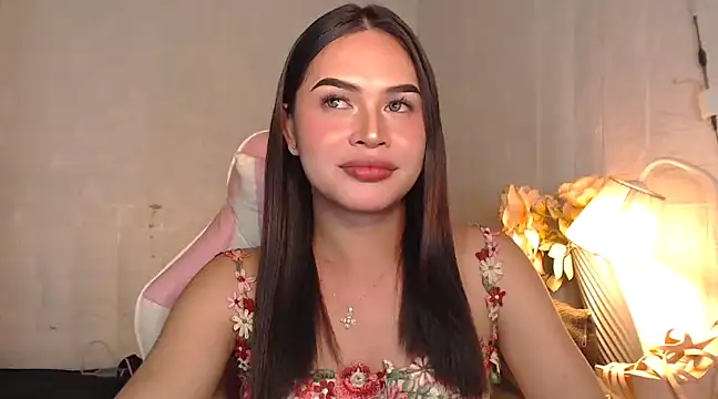 Ashely Lewis online show from 01.06.25