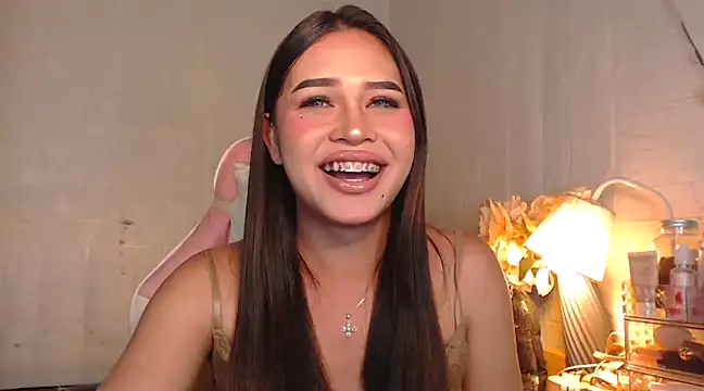 Ashely Lewis online show from 01.15.25