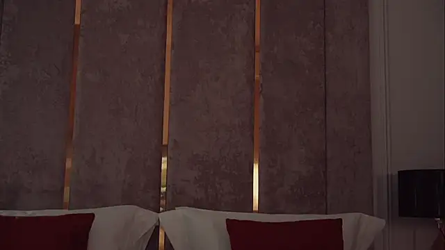 Snapshot of MilaDYstarlight chatting on 05.10.26 MilaDYstarlight online show from 05.10.26
