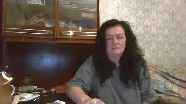 GypsiQueen2 online show from 11.21.25