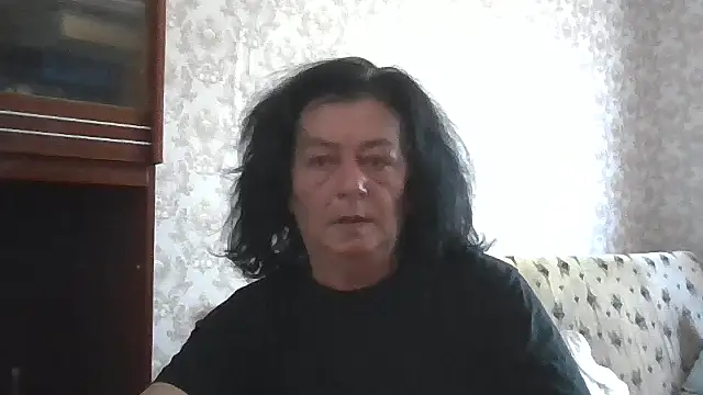 Snapshot of GypsiQueen2 chatting on 06.28.26 GypsiQueen2 online show from 06.28.26