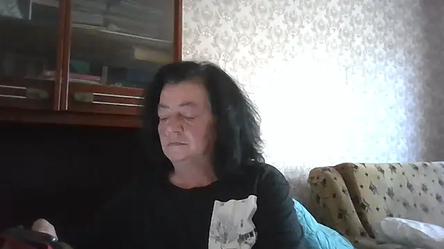 Snapshot of GypsiQueen2 chatting on 07.01.26 GypsiQueen2 online show from 07.01.26