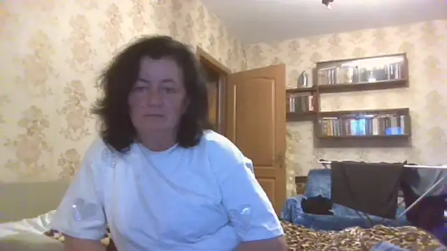Snapshot of GypsiQueen2 chatting on 07.12.26 GypsiQueen2 online show from 07.12.26
