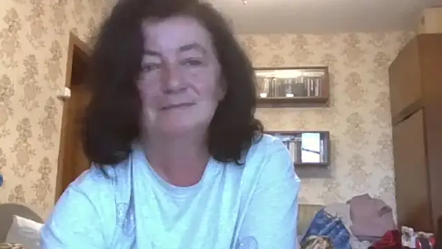 Snapshot of GypsiQueen2 chatting on 07.14.26 GypsiQueen2 online show from 07.14.26