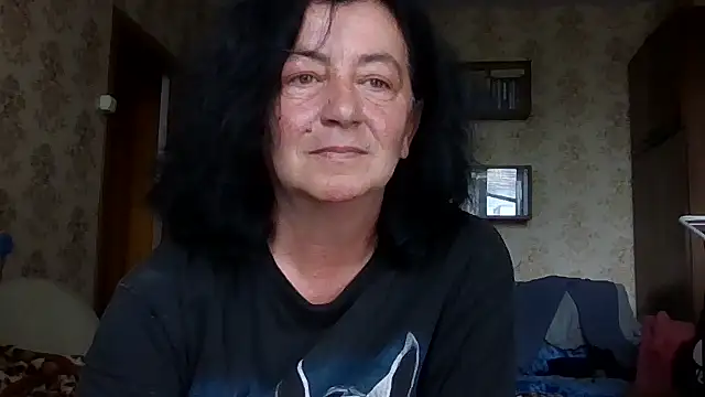 Snapshot of GypsiQueen2 chatting on 07.15.26 GypsiQueen2 online show from 07.15.26