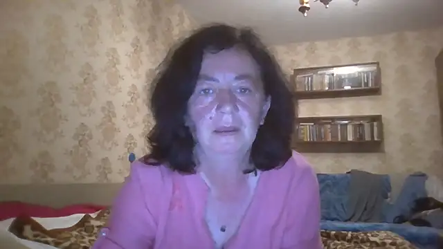 Snapshot of GypsiQueen2 chatting on 07.18.26 GypsiQueen2 online show from 07.18.26