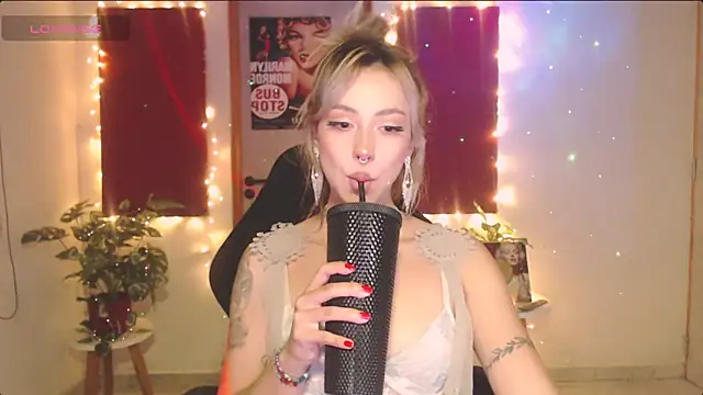 Snapshot of sakura_beauty chatting on 05.20.26 sakura beauty online show from 05.20.26