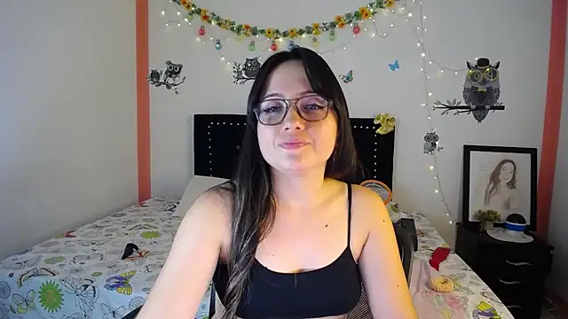 naughty girl 4u online show from 02.22.25