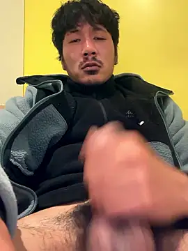 Snapshot of juniiorre chatting on 03.15.26 juniiorre online show from 03.15.26