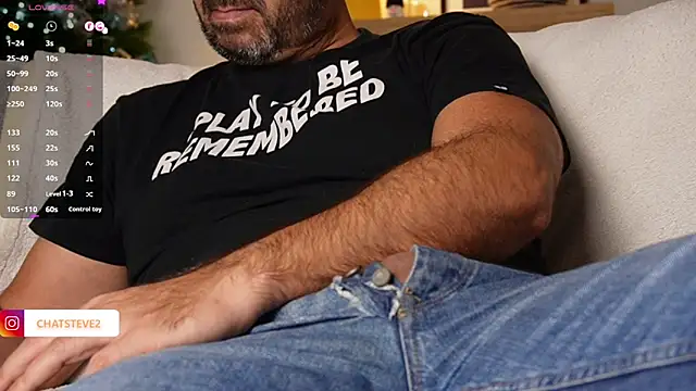 Snapshot of _MrPrecum_ chatting on 11.24.25 MrPrecum online show from 11.24.25