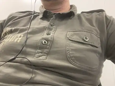  MrPrecum  online show from 02.05.26