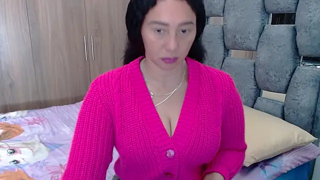 sara hott 1 online show from 01.17.25