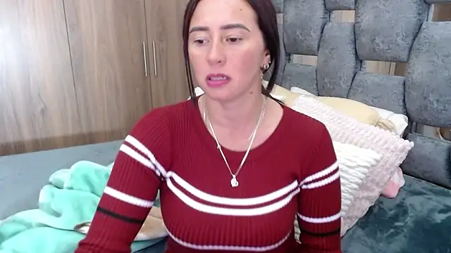 sara hott 1 online show from 03.08.25