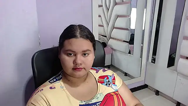 Snapshot of ValenTitis chatting on 11.14.25 ValenTitis online show from 11.14.25